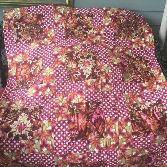 Handmade Quilt - Picture 3 of 15